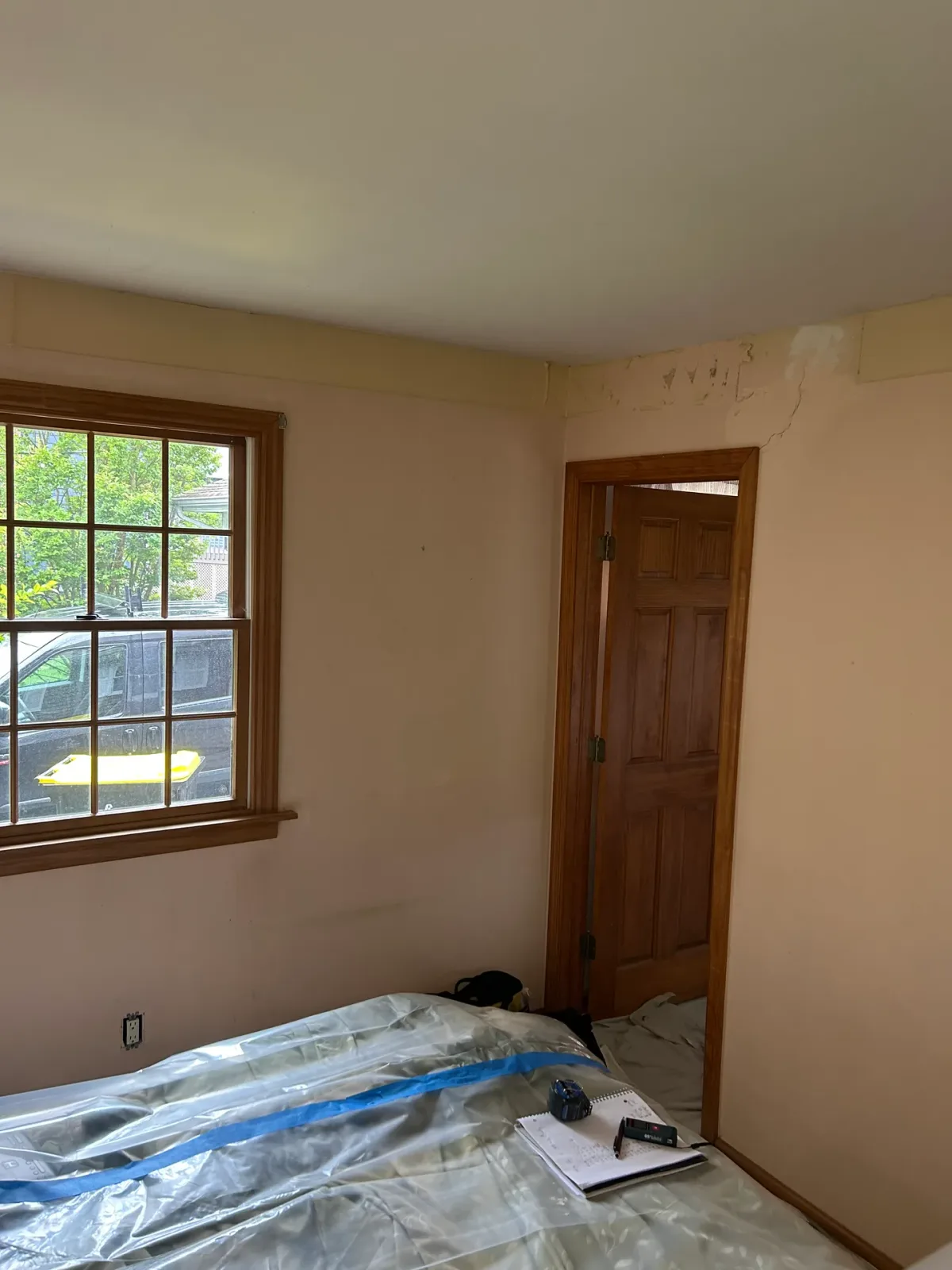 Master Bedroom Wall Repair and Interior Painting, before